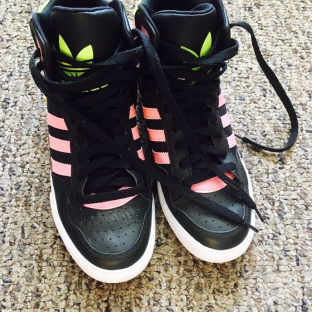 Shoes! - Picture 4 of 6